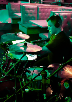 baterista-sin-color